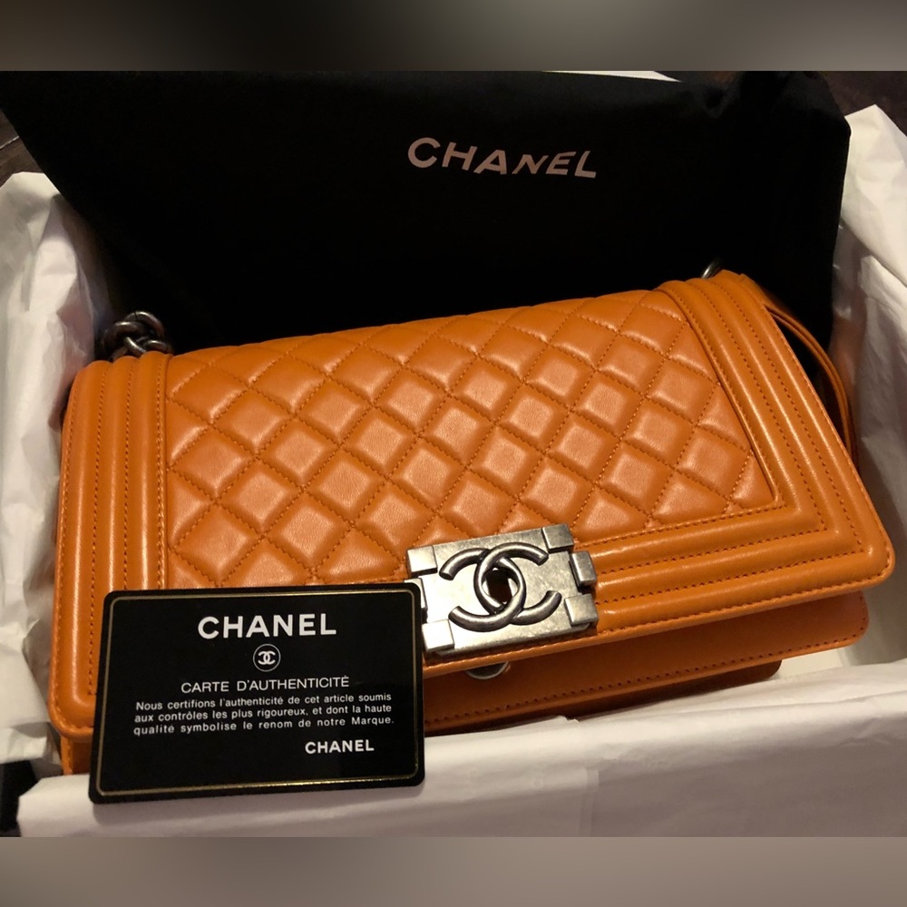 BRAND NEW CHANEL Boy Bag Medium Orange